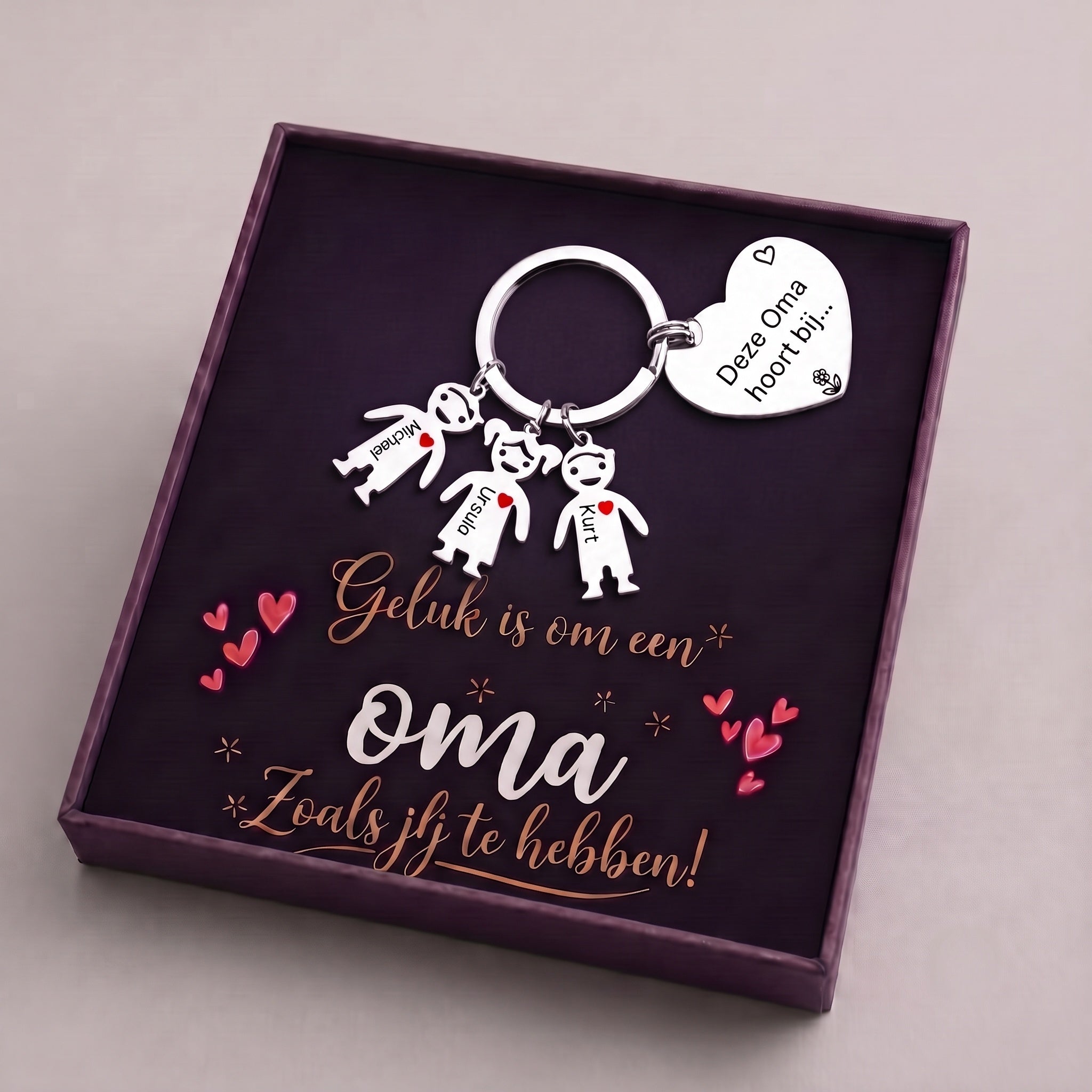 Gepersonaliseerde hartvormige familiesleutelhanger met namen – "Deze oma is van..." – Liefdevol cadeau voor oma's