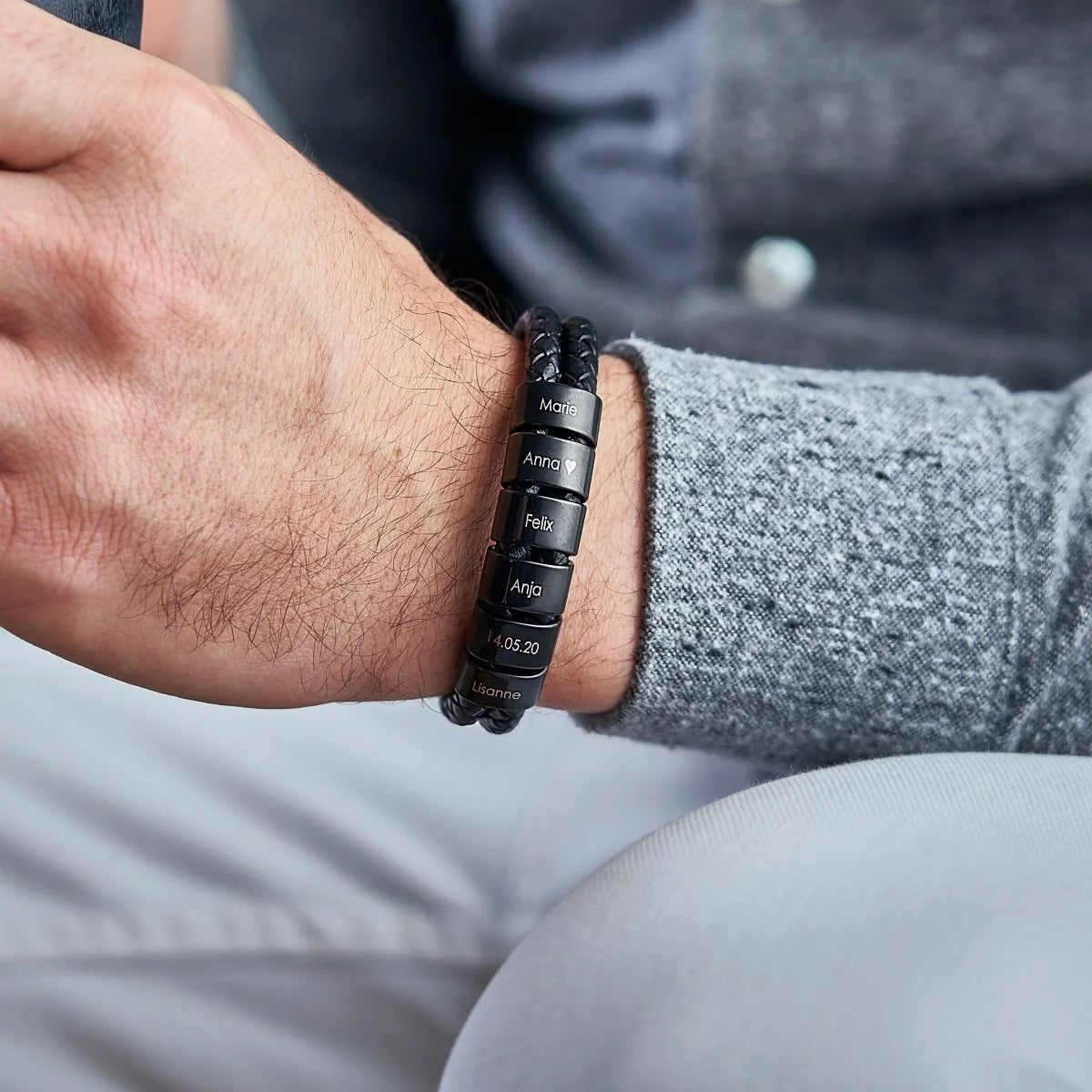 Leren Armband met Naamkralen – Persoonlijk Gegraveerd Cadeau